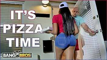 BANGBROS - It's Pizza Time, Bitches. Did Someone Order Some PHAT Ebony Azz?! video