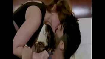 Bollywood Ki and Ka movie love making kiss Video video