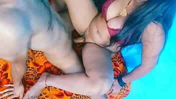 तुम्हारा लंड बहुत मोटा है आराम से डालो मेरी चूत फट जाएगी xxx soniya hindi video video